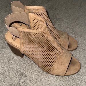 Women’s Sonoma Shoes